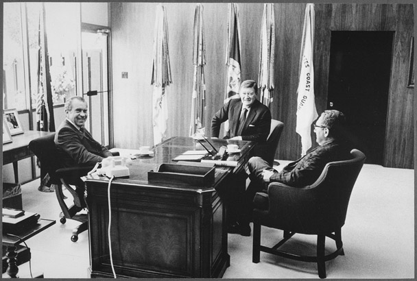 Wayne meeting with President Richard Nixon