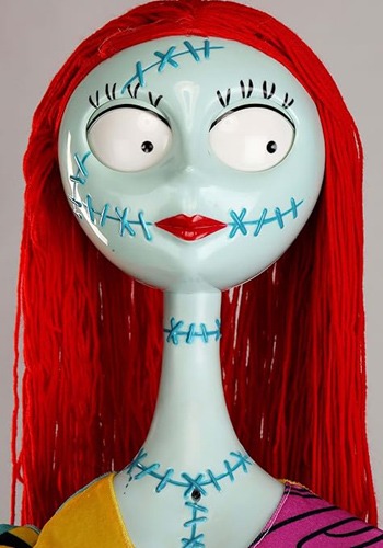 Face of 5Ft Animated Sally in full costume