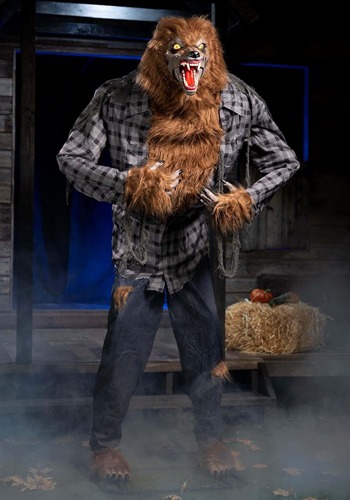 Main view of the 7FT Howling Werewolf Animatronic