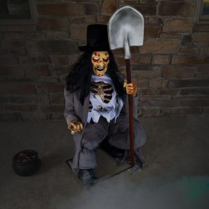 Crouching Grave Digger Animatronic Main