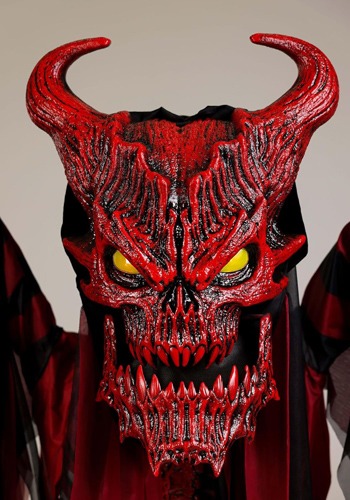 Galthax Face with Glowing Eyes