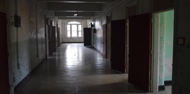 Haunted Halloween Vacations inside the asylum