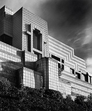 Ennis House exterior featured in House on Haunted Hill